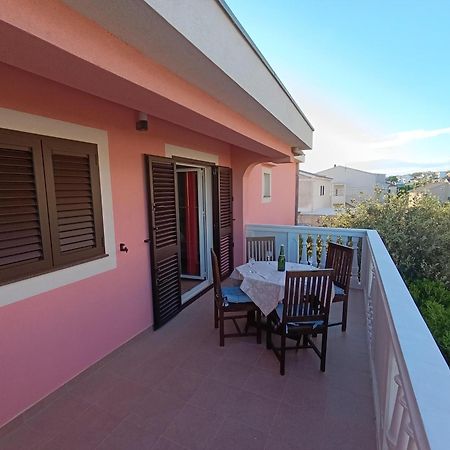 Apartmani Peko Pag Town Exteriör bild