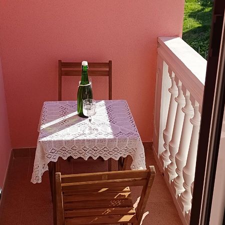 Apartmani Peko Pag Town Exteriör bild