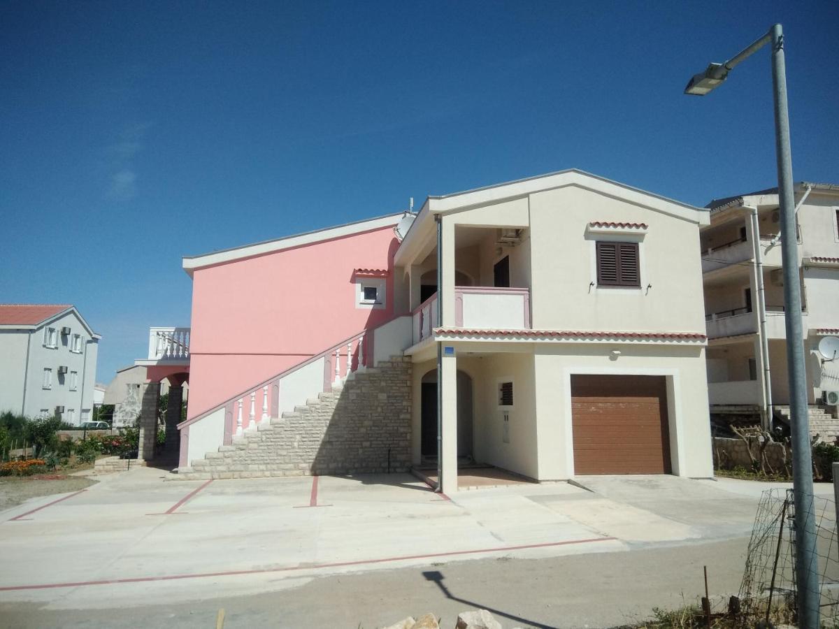 Apartmani Peko Pag Town Exteriör bild