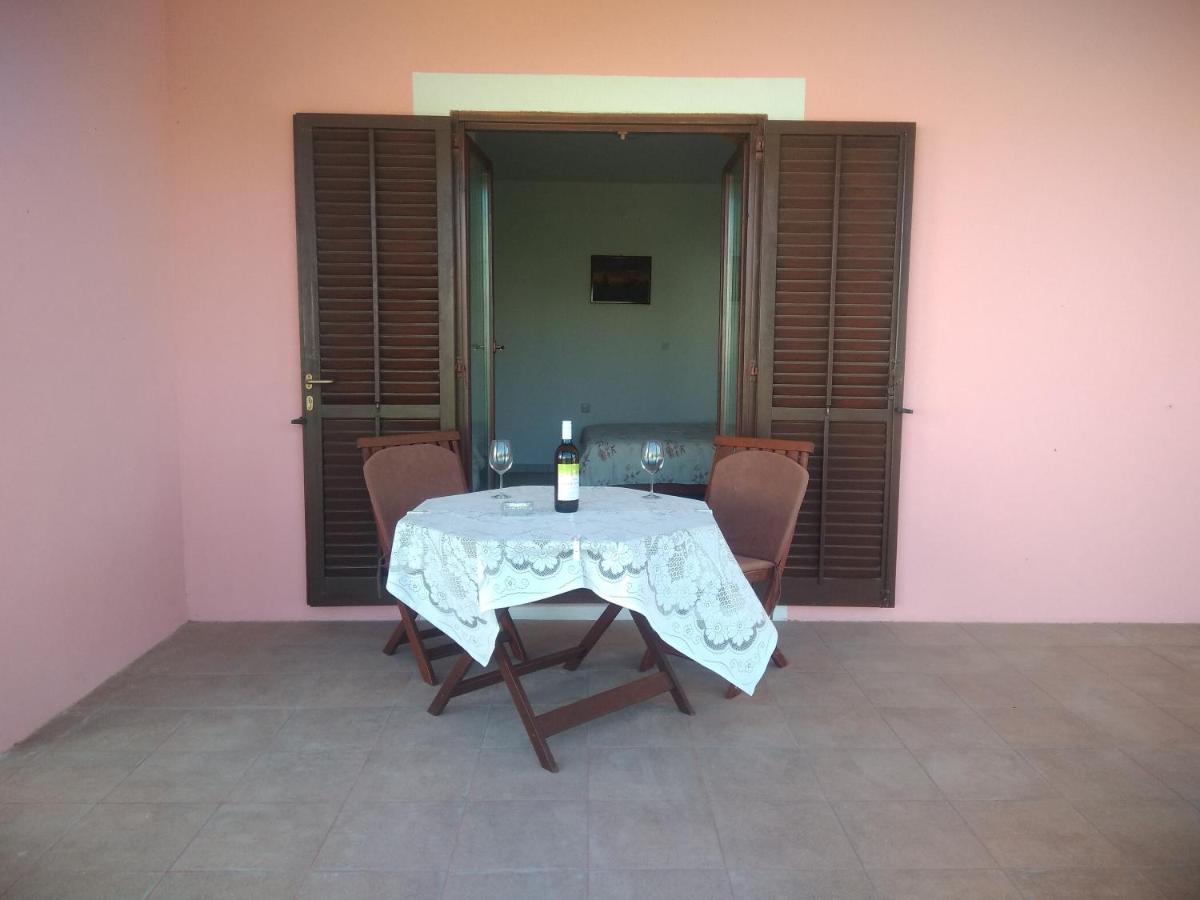 Apartmani Peko Pag Town Exteriör bild