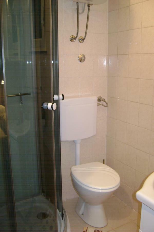 Apartmani Peko Pag Town Exteriör bild