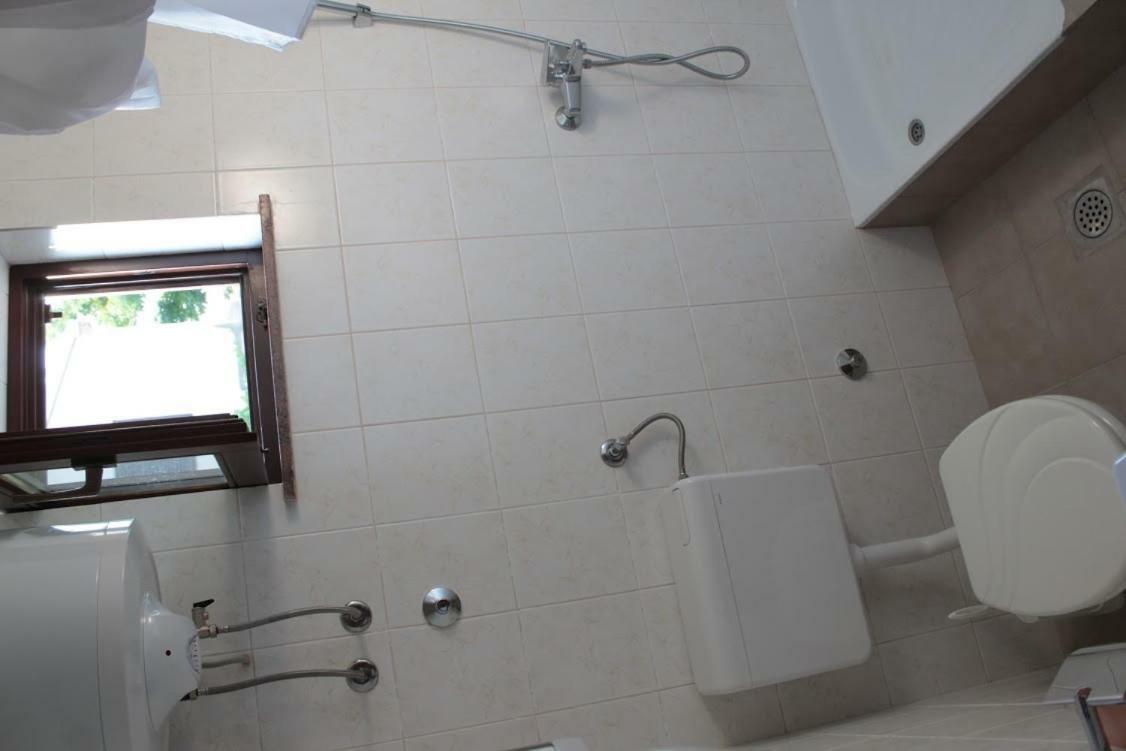 Apartmani Peko Pag Town Exteriör bild